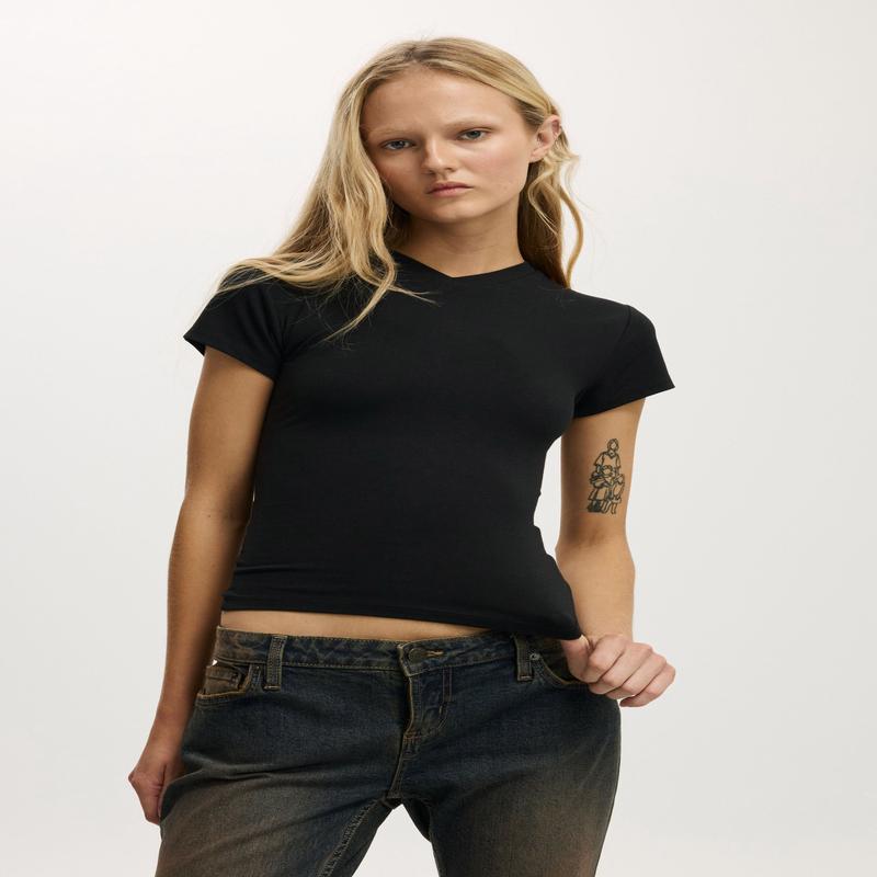 All Day V Neck Tee