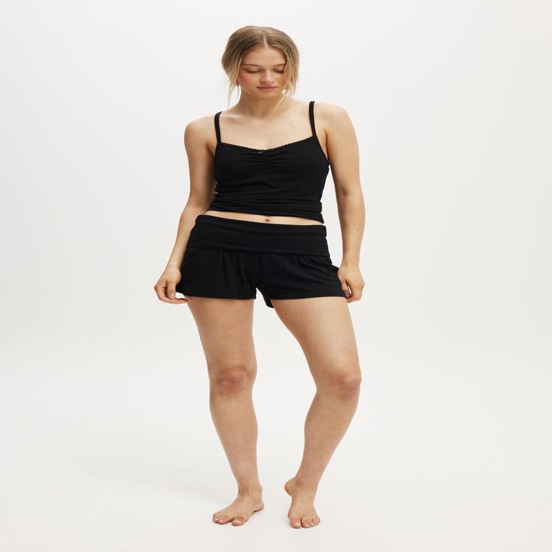 Airy Soft Roll Waist Short