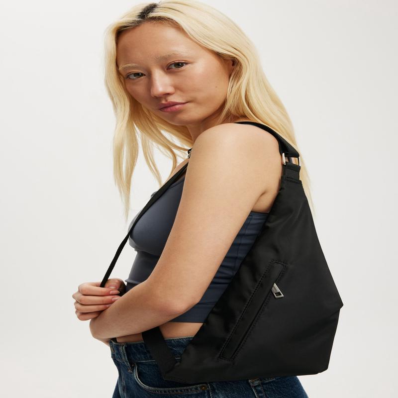 Arden Sling Bag