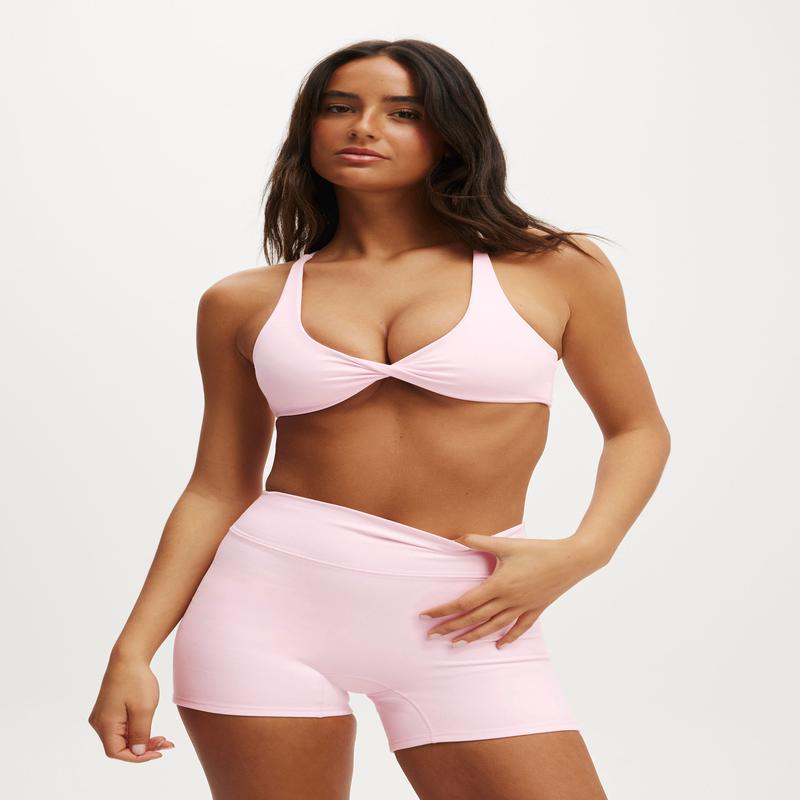 Ultra Soft Twist Front Crop