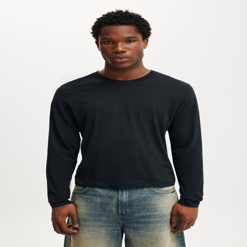 Cropped Fit Long Sleeve