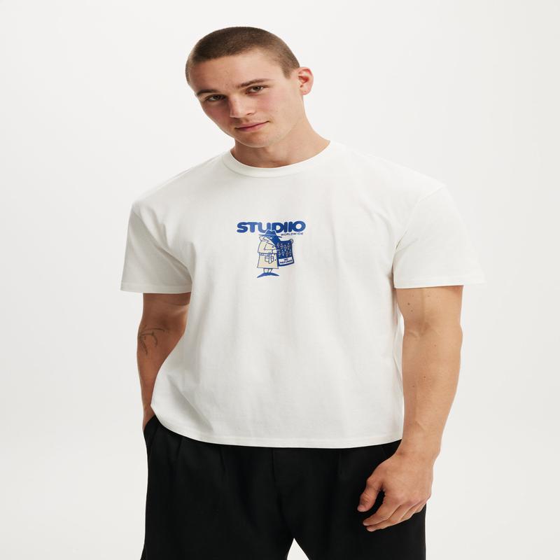 Everyday Fit Graphic T-Shirt