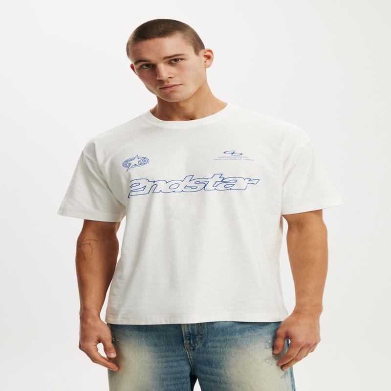 Box Fit Graphic T-Shirt